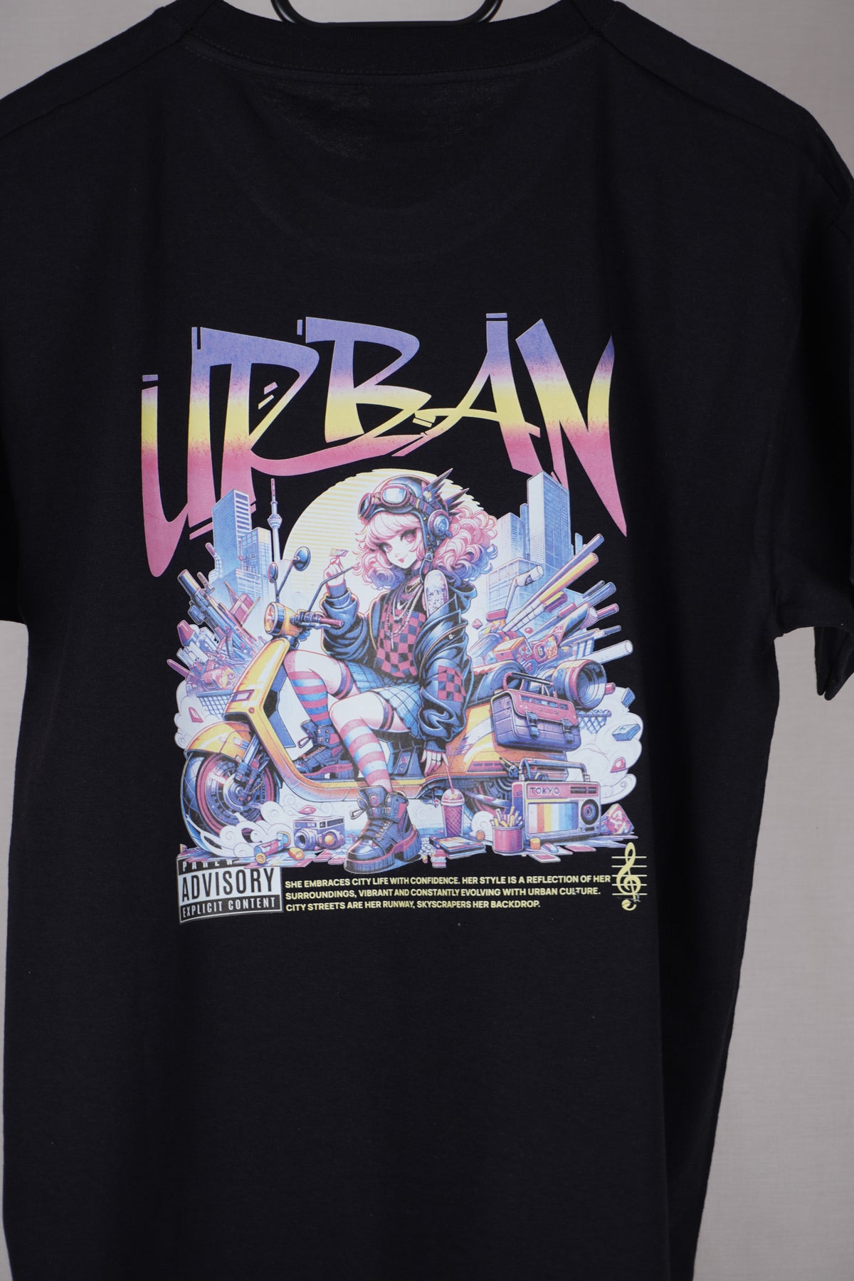Urban Tokyo grafisk t-shirt storlek M